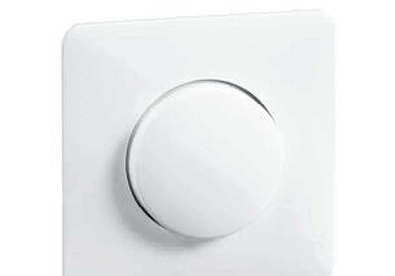 Transistor dimmer IP 20（塑料） 系列产品